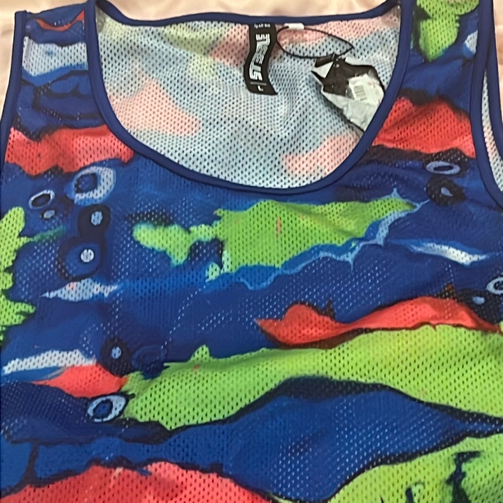 Nwt St33le Tank Large